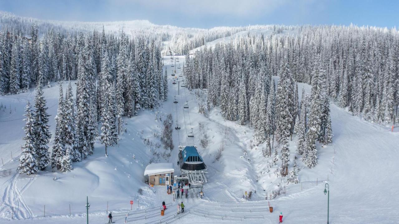 Nest On Perfection - Newly Renovated Ski In Ski Out Mountain View Condo Big White المظهر الخارجي الصورة
