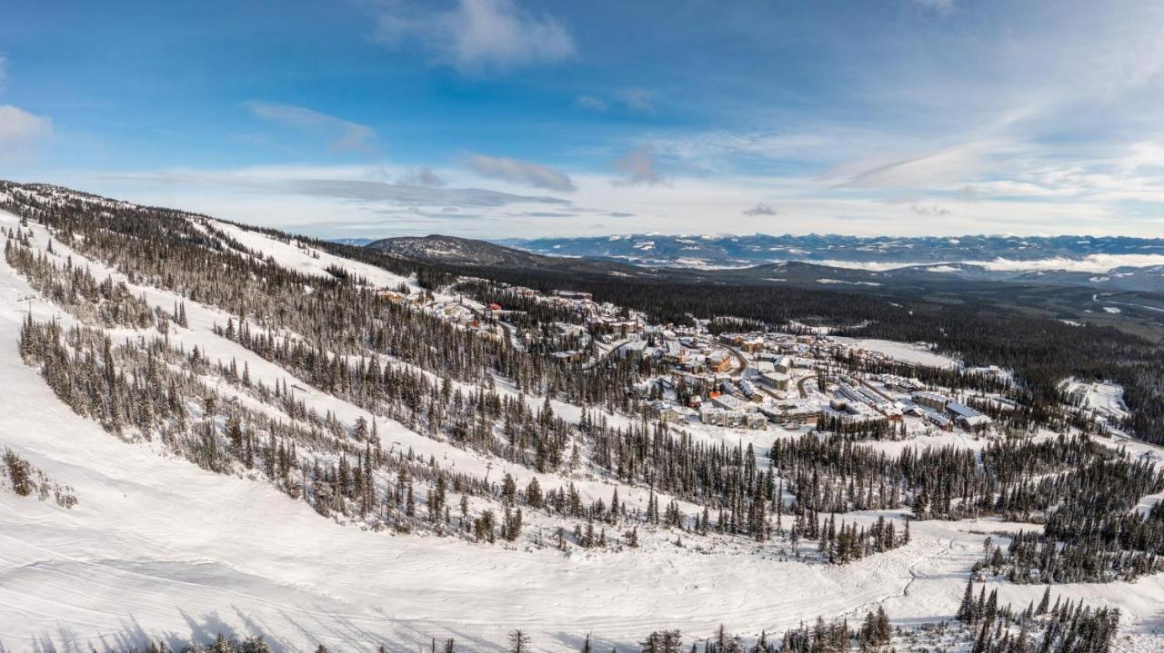 Nest On Perfection - Newly Renovated Ski In Ski Out Mountain View Condo Big White المظهر الخارجي الصورة